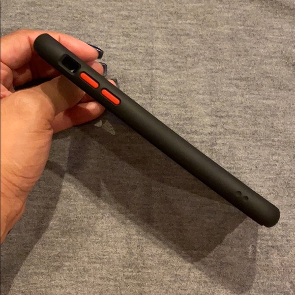 iPhone XR Case - Picture 2 of 4